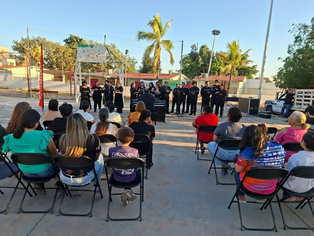 Coro de Ópera de Sinaloa conquista a los asistentes de todas las edades con concierto inspirado en Disney en el Parque Lázaro Cárdenas en Culiacán se llenó de magia. Foto: Juan Madrigal