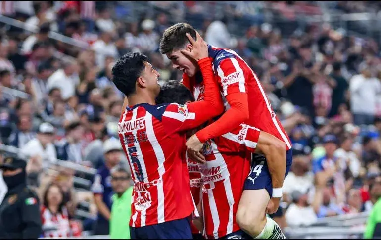 Las Chivas lideran por ahora. Foto: Cortesía
