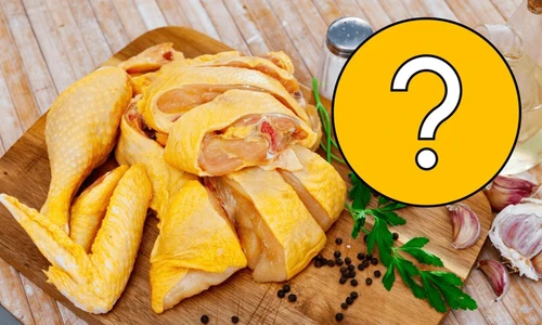 ¿Por qué el pollo de México es amarillo y el de USA es blanco?