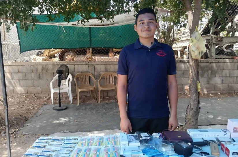 Además de ser un estudiante con muy buen promedio, Ángel es un emprendedor entusiasta en Barrancos.