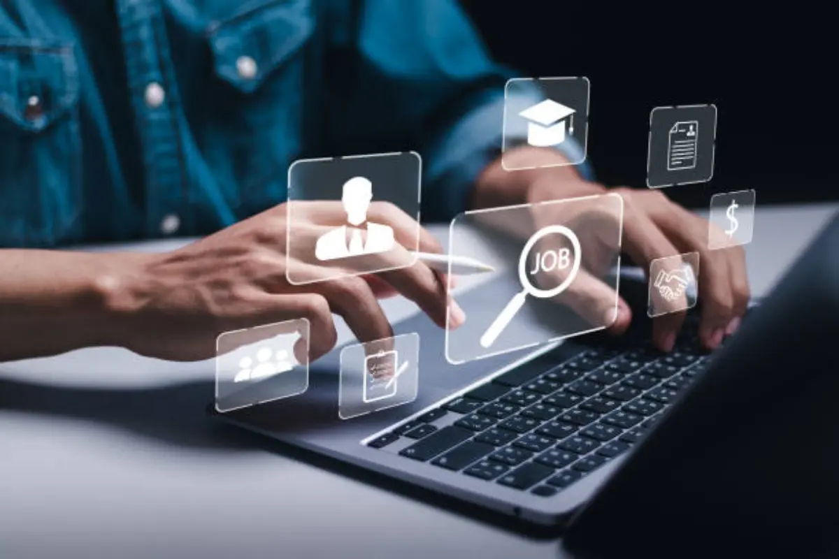 México y América Latina elevan sus expectativas de contratación en tecnología para 2026, impulsadas por la demanda de talento digital, la inversión en habilidades y nuevas estrategias laborales. (Pixabay)