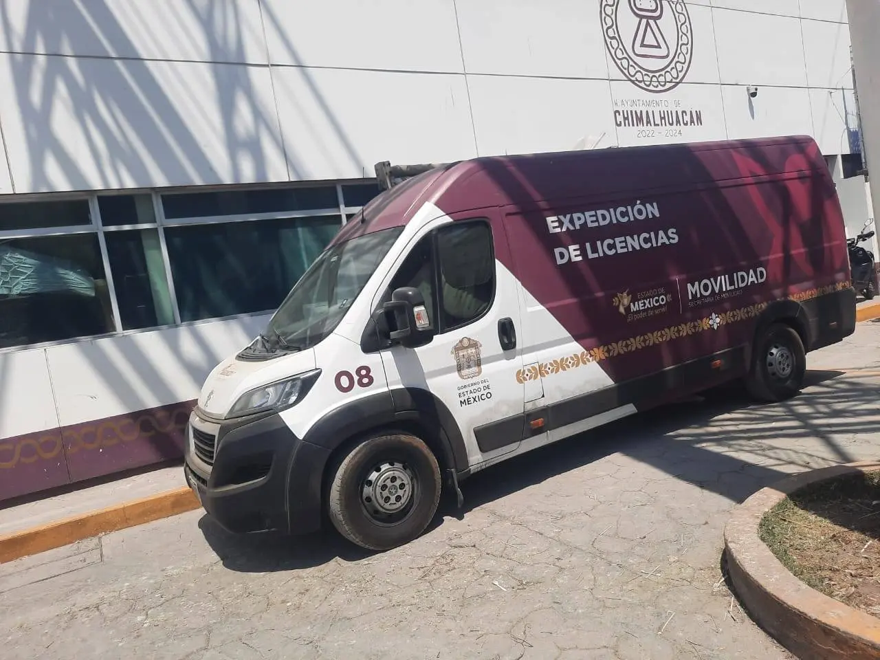Las unidades móviles para tramitar la licencia en el Edomex ya están recorriendo varios municipios. Aquí te dejamos direcciones exactas, fechas y horarios para ubicar el módulo más cercano.