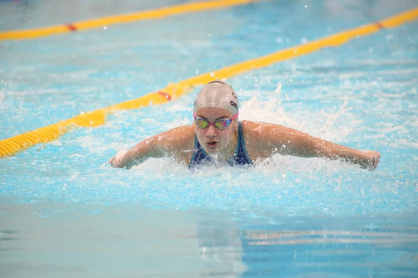 Con disciplina, resiliencia y pasión por la natación, María Luna volvió a colocar a Sinaloa entre los protagonistas de la Olimpiada Nacional CONADE 2026. Foto: ISDE