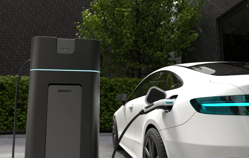 ¿Cuánto se gasta en cargar un auto eléctrico? Foto: Magnific