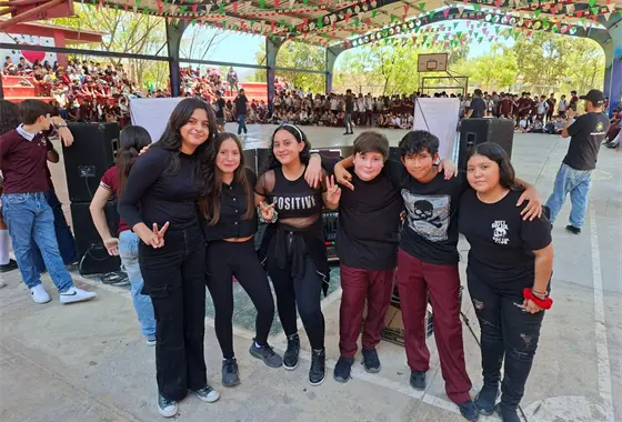 "No soy un Like": estudiantes de la T&eacute;cnica #80 de Culiac&aacute;n promueven el uso responsable de redes sociales