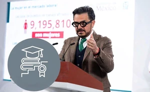 ¿Qué estudios tiene Zoe Robledo, el director general del IMSS?