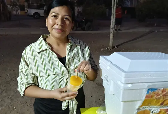 Yadira lleg&oacute; de Chiapas, se qued&oacute; sola con tres hijos y hoy vende mangonadas en Culiac&aacute;n para salir adelante