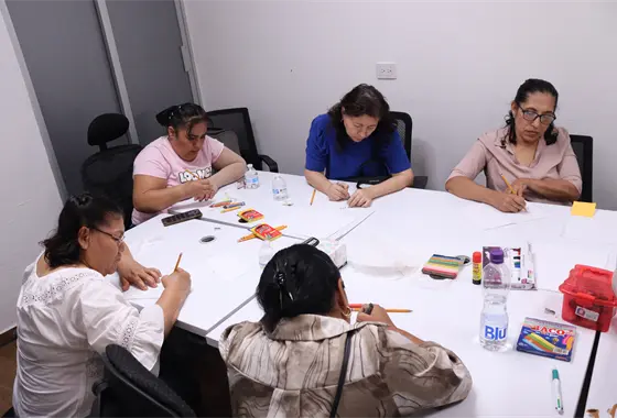 Pacientes con c&aacute;ncer encuentran apoyo emocional gratuito en Culiac&aacute;n. Encauza crea espacio para enfrentar el miedo y la incertidumbre