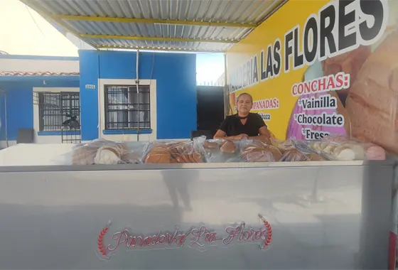 Entre pan dulce y el amor por su mam&aacute;, Lourdes encontr&oacute; una nueva oportunidad con la Panader&iacute;a Las Flores desde Santa Anita