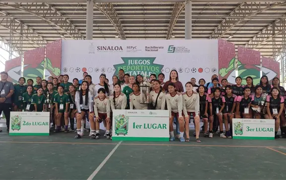 Futbolistas de Cobaes 63 de Villa Ju&aacute;rez mantienen su racha triunfadora en los Juegos Estatales
