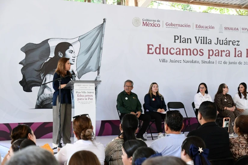 La secretaria de Educación Pública y Cultura, Gloria Himelda Félix Niebla, destacó que el diálogo con las familias fue clave para recuperar la confianza y garantizar el regreso seguro a las aulas en Villa Juárez