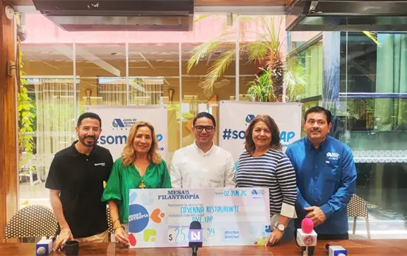 Mesa de la Filantrop&iacute;a entrega m&aacute;s de 25 mil pesos a OYE IAP con apoyo de Cayenna Cocina del Mundo