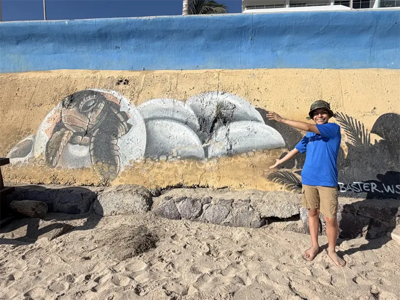 En diferentes foros Benjamín ha expuesto la importancia de cuidar a las tortugas y trabajar por su conservación