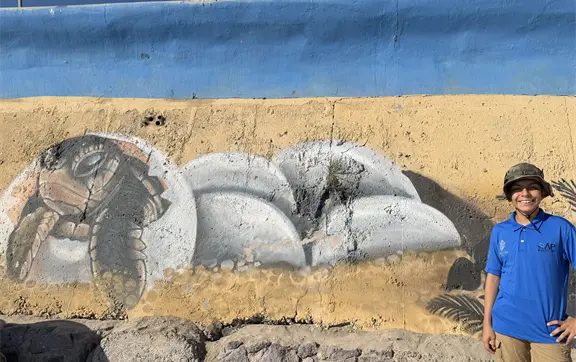 Benjam&iacute;n Ordorica "El guardi&aacute;n de las tortugas" que anidan en las playas de Mazatl&aacute;n