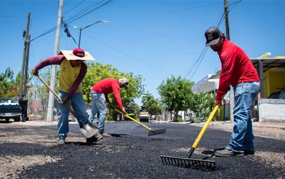 Calles renovadas mejoran la movilidad de las colonias Valle del Sol y Finisterra en Culiac&aacute;n