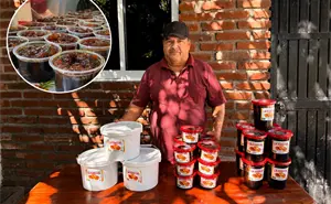 Se levanta a las 5 de la mañana para mantener viva una tradición de 42 años en Sinaloa