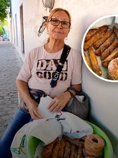 Todos la conocen por sus gaznates en Cosal&aacute;, pero su verdadera historia conmueve a quien la escucha