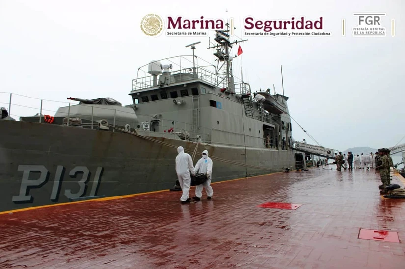 Aseguran 829 kilos de presunta cocaína y detienen a cinco personas frente a las costas de Guerrero