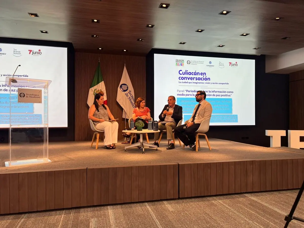 Durante el panel, los tres expertos pudieron abordar la importancia del periodismo desde tres ángulos diferentes.
