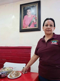 Menuder&iacute;a Do&ntilde;a Naty: la tradici&oacute;n que lleva 64 a&ntilde;os  alimentando generaciones en Costa Rica