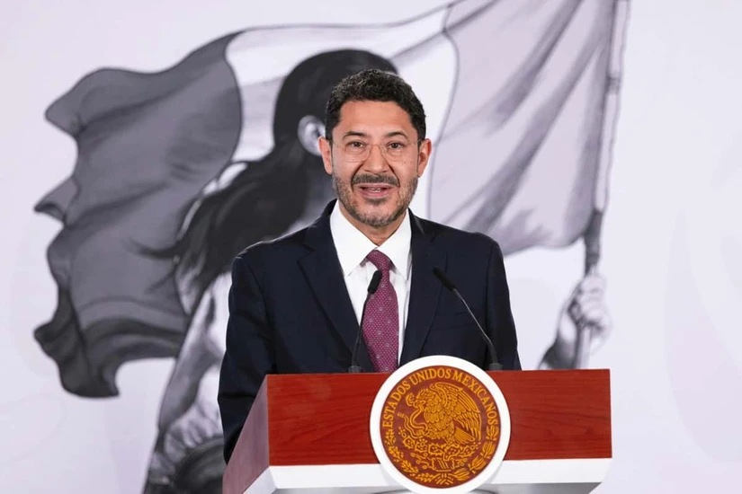 Martí Batres, Director del ISSSTE