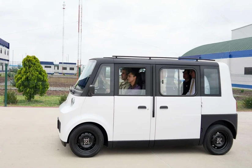 Presentan Olinia 1, primer vehículo eléctrico mexicano. Foto: Cortesía