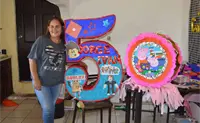 Madre soltera cre&oacute; negocio de pi&ntilde;atas y logr&oacute; que sus hijos fueran profesionistas