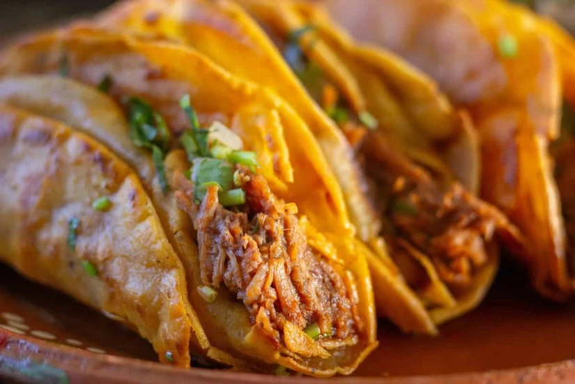 Los antojitos mexicanos también tendrán precios más elevados.