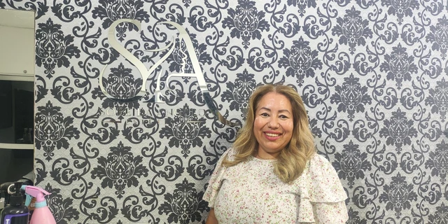 Sobeida ha transformado vidas con casi 30 a&ntilde;os en su est&eacute;tica gracias a su calidez desde la Obrero Campesino