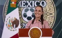 Sheinbaum dice que Fan Fest del Mundial en el Z&oacute;calo abierto de M&eacute;xico estar&aacute; pese a protestas