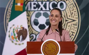 Sheinbaum dice que Fan Fest del Mundial en el Zócalo abierto de México estará pese a protestas