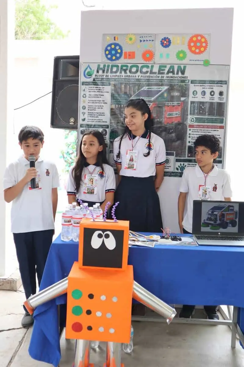 Todos los proyectos tuvieron un enfoque ecológico, desde en sectores de playa, ciudad y escuelas.