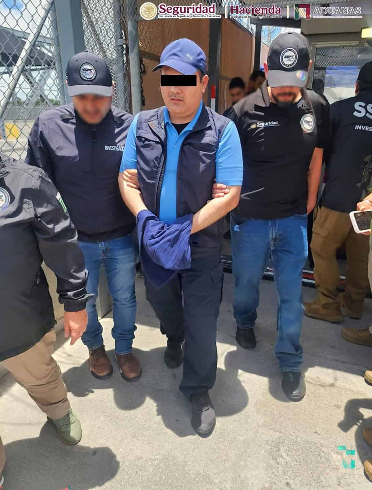 Autoridades de México y EU lograron la captura de un funcionario de Aduanas investigado por crimen organizado