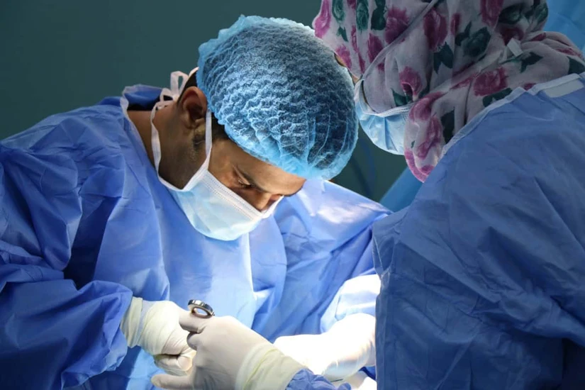 El sueldo de los cirujanos plásticos está entre los más elevados del sector salud.
