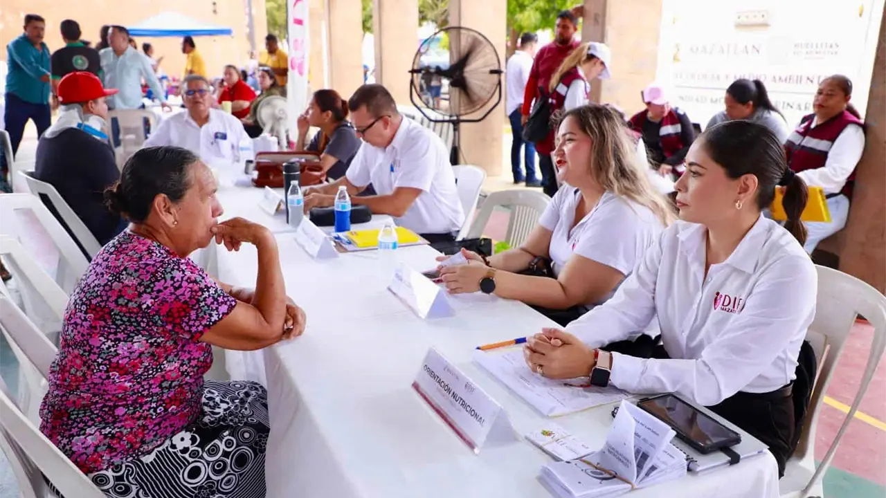 Las Jornadas de la Paz se realizaron en el sector Urías de Mazatlán, donde más de 4 mil familias tuvieron acceso a atención integral por parte de dependencias de los tres órdenes de gobierno