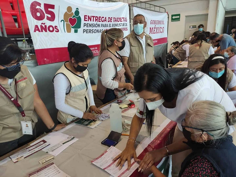SAT aclara si se paga o no ISR por la Pensión del Bienestar. Foto: Cortesía