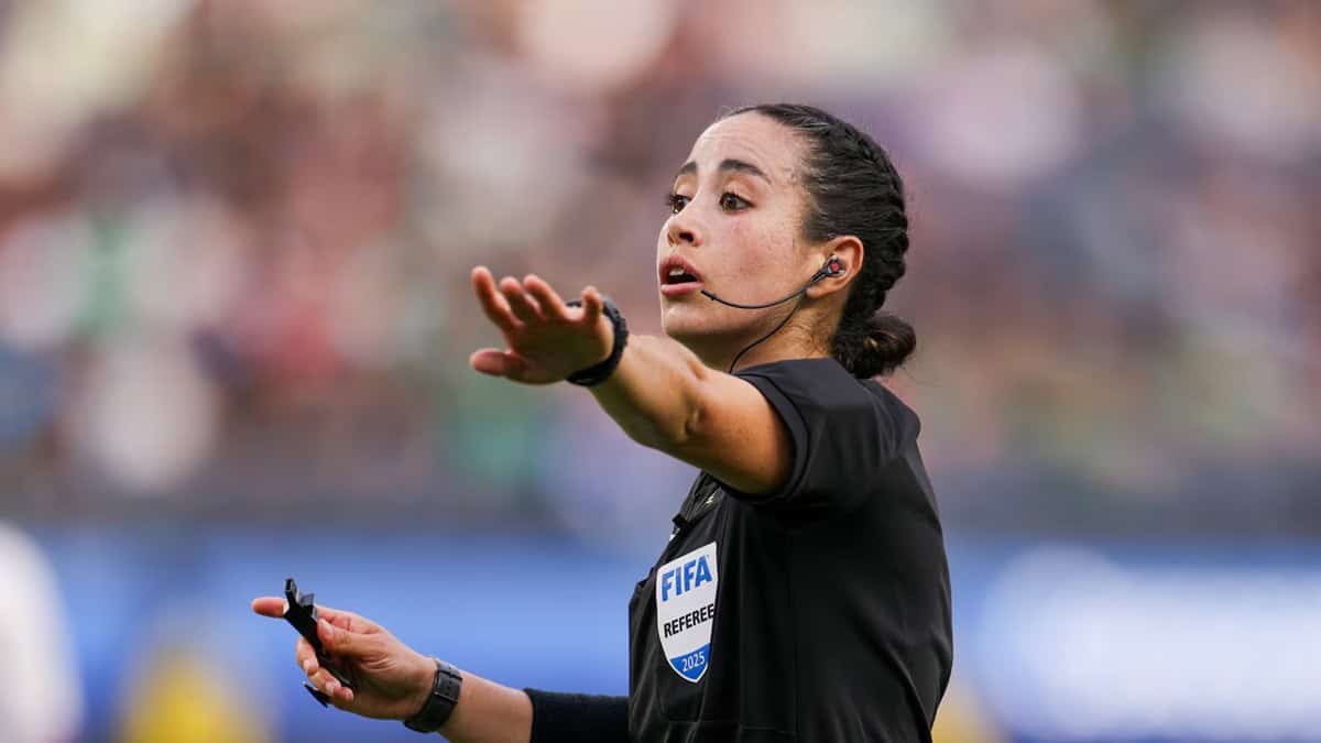 Katia Itzel se convierte en la primera árbitra mexicana en un Mundial varonil. Foto: Cortesía