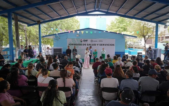 Jornada DIF Bienestar lleva salud, apoyos y esperanza a familias del sur de Culiac&aacute;n