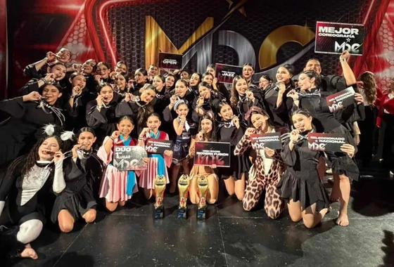 De Navolato para M&eacute;xico. La academia Backstage Dance Center gan&oacute; cinco campeonatos y ahora va por la gloria nacional en Tulum