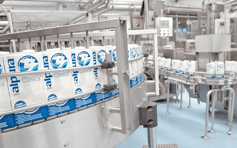La empresa tiene dos plantas y una procesadora de quesos. Fotos: Cortesía
