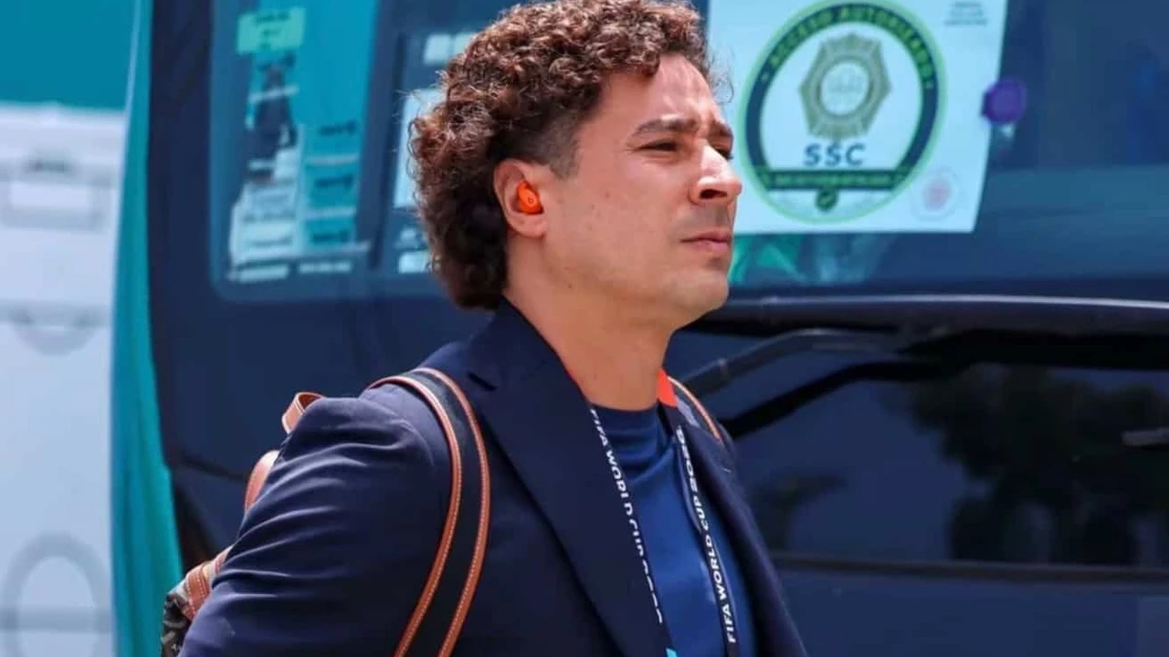 Guillermo Ochoa se emocionó hasta las lágrimas durante un homenaje de la FIFA y reconoció que el Mundial 2026 marcará el final de su etapa con la Selección Mexicana, el equipo que definió toda su carrera.