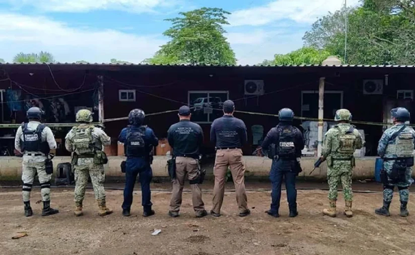 Cateos en Veracruz destapan impresionante arsenal con granadas, lanzagranadas y droga