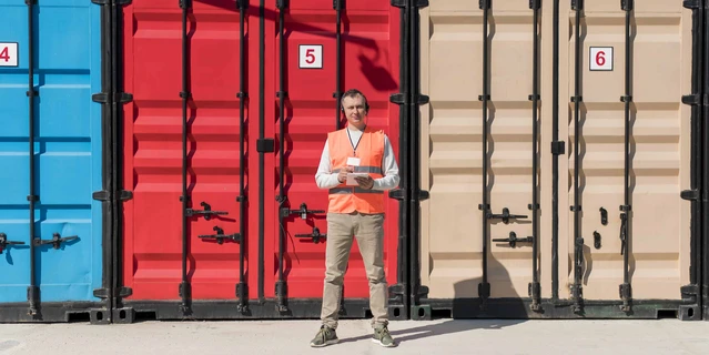 Prevenci&oacute;n de riesgos y continuidad operativa en los muelles de carga industriales.