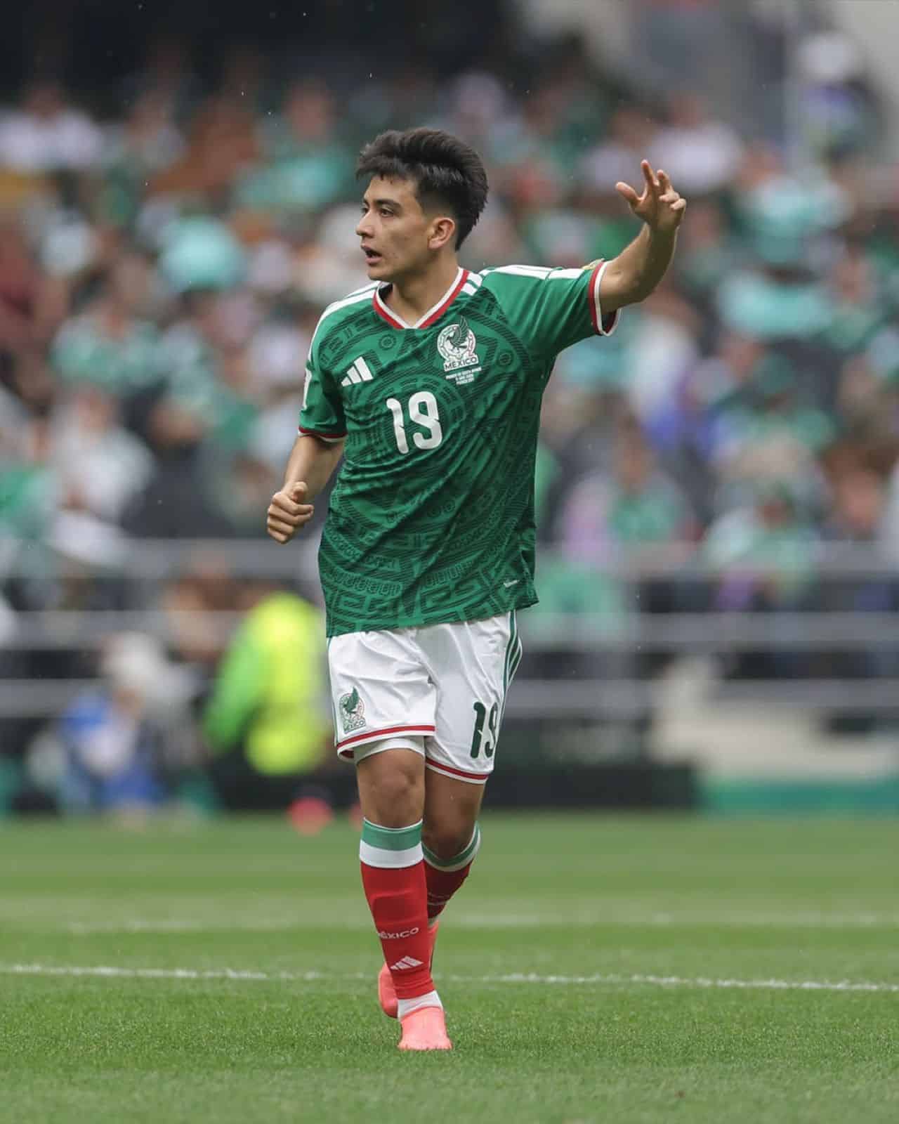 Gilberto Mora cumple su sueño de llegar al Mundial. Foto: Cortesía