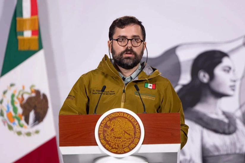 Alejandro Svarch, Director del IMSS Bienestar