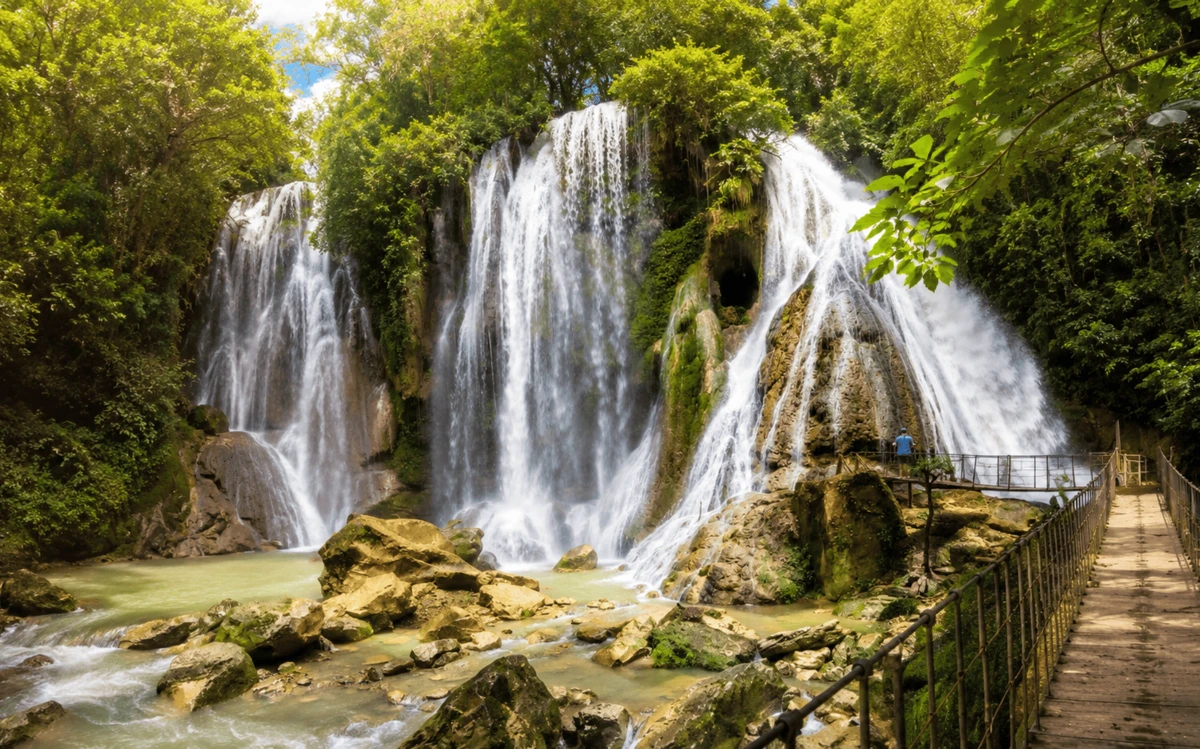 La cascada escondida de Oaxaca que empapa a los visitantes y pocos conocen fuera de la Sierra Mazateca
