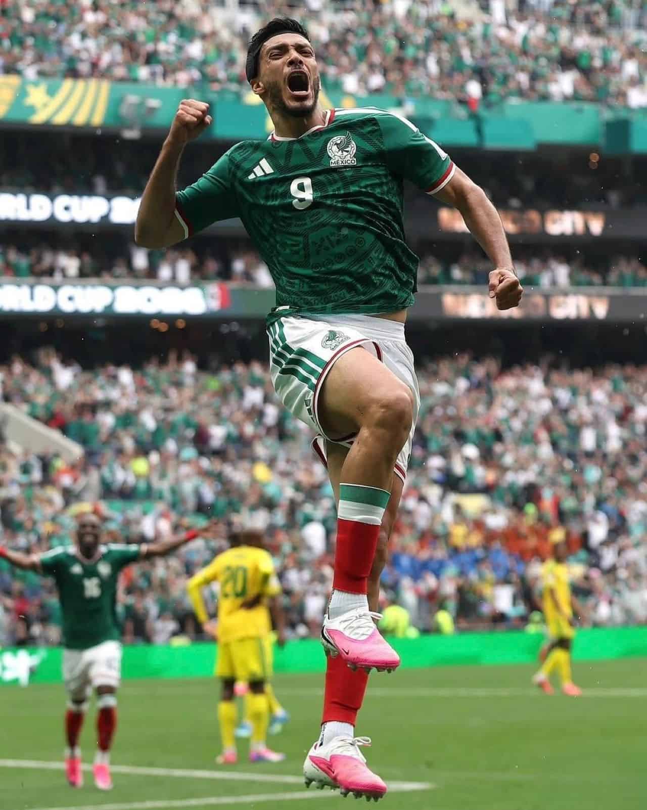Raúl Jiménez considerado jugador de élite a nivel internacional. Foto: Instagram