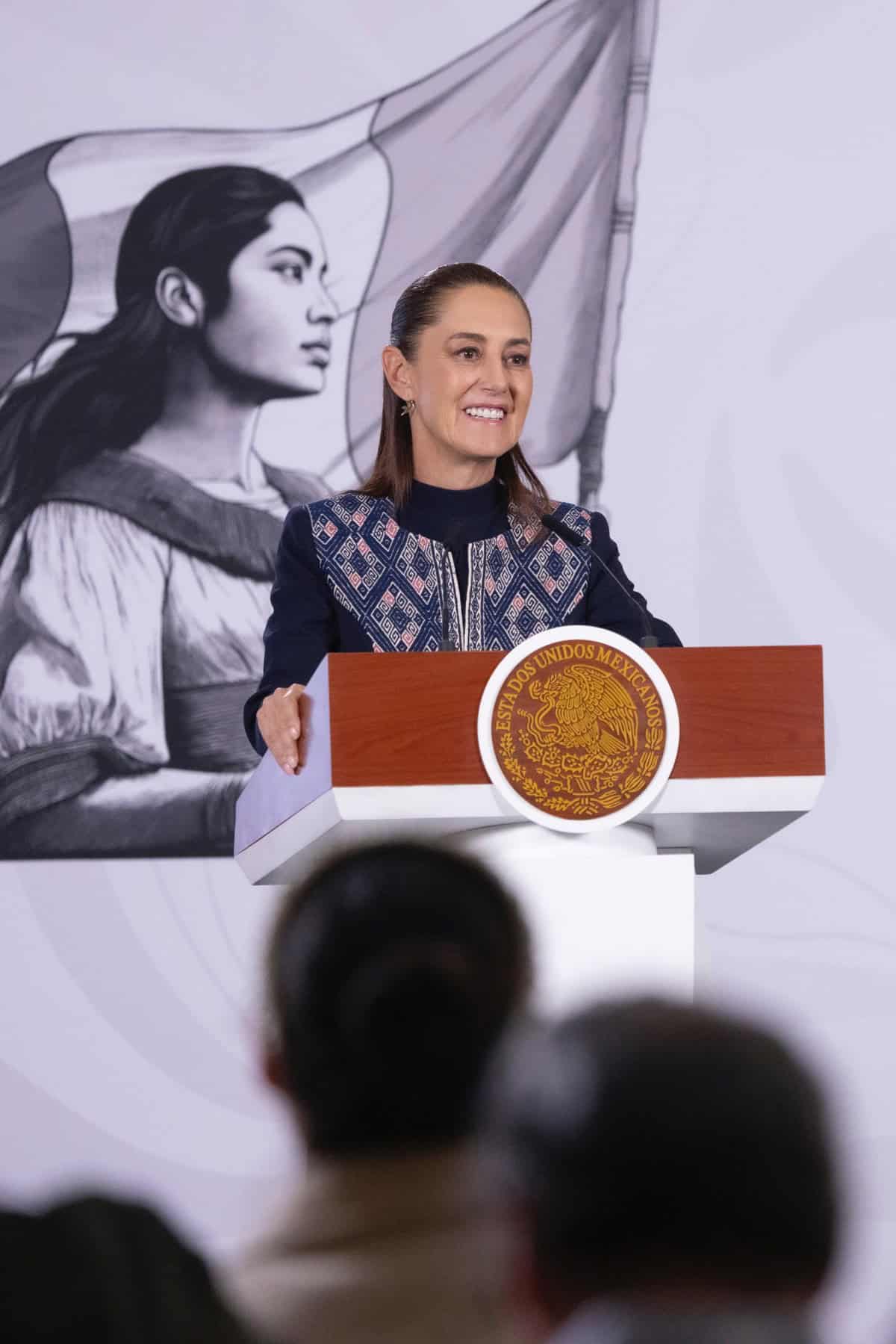 Claudia Sheinbaum durante la conferencia de prensa La Mañanera de este jueves 18 de junio.