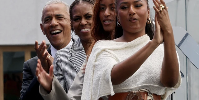 La reaparici&oacute;n de las hijas de Obama en Chicago que capt&oacute; miradas en EE.UU.