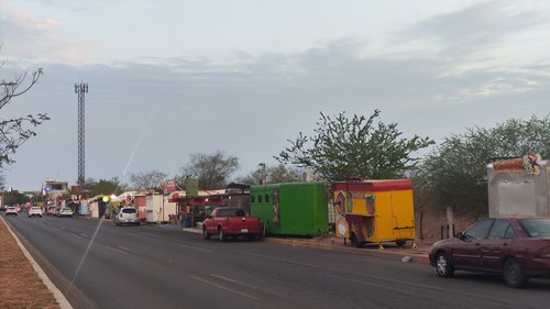 El boulevard que conecta al sector poniente con el sector norte de la ciudad se ha llenado de actividad y movimiento gracias a los emprendedores sinaloenses.